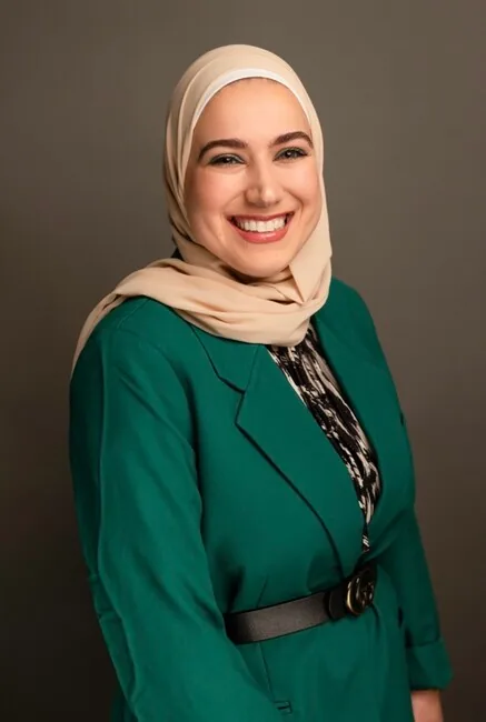 Dr. Lynn Kholoki, DDS, general dentist at B&R Dentists in Darien, IL
